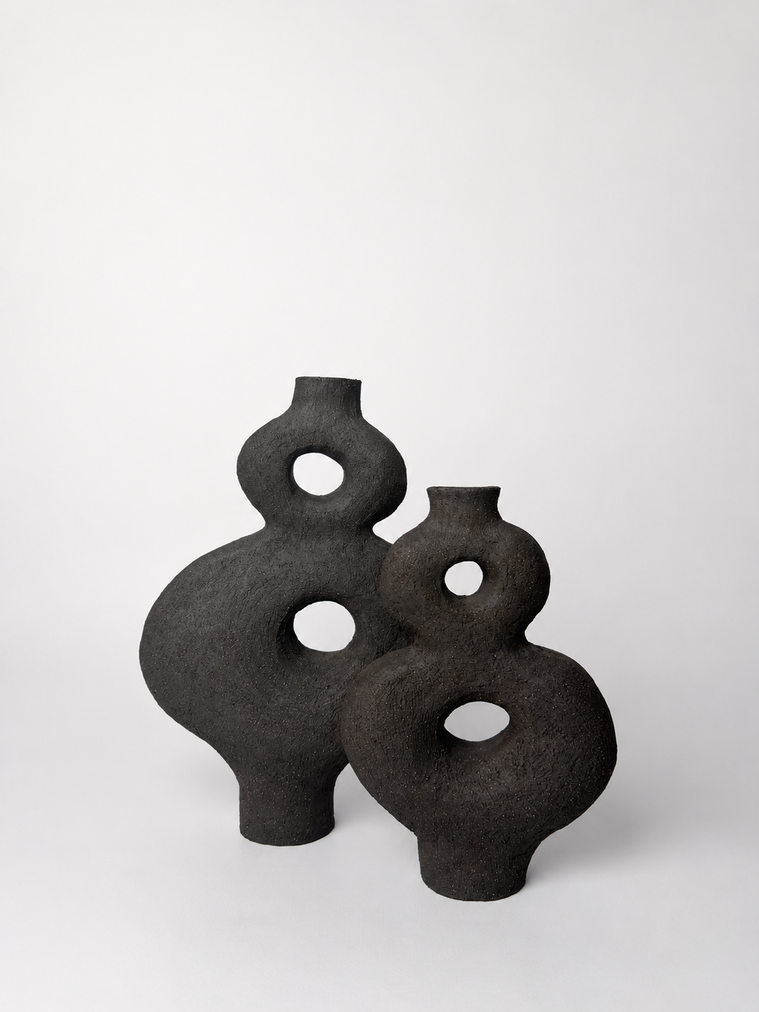Ocho 8 · Handmade Ceramic Vase Set of Two · Anthracite